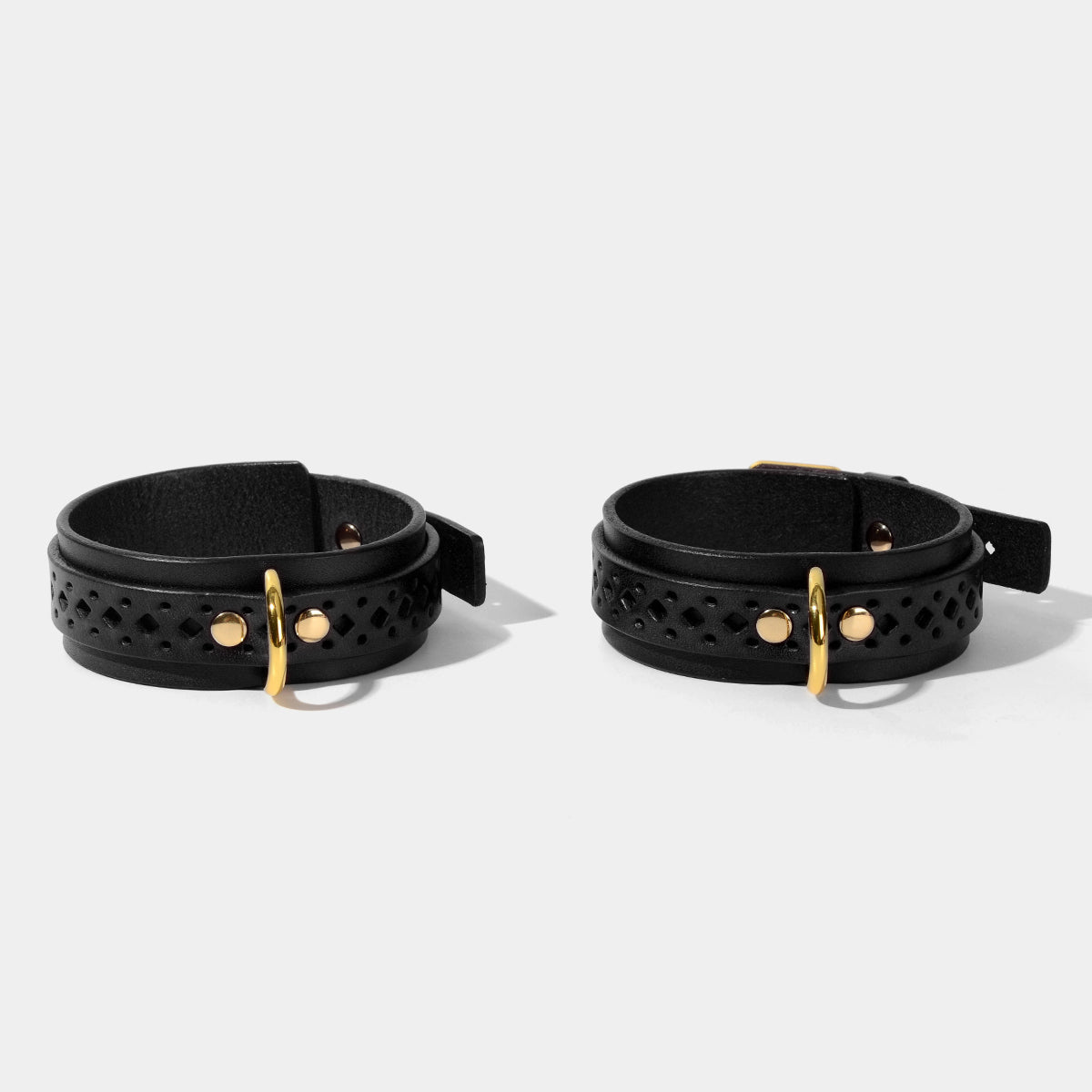 Classic Minimalist Handcuffs Set