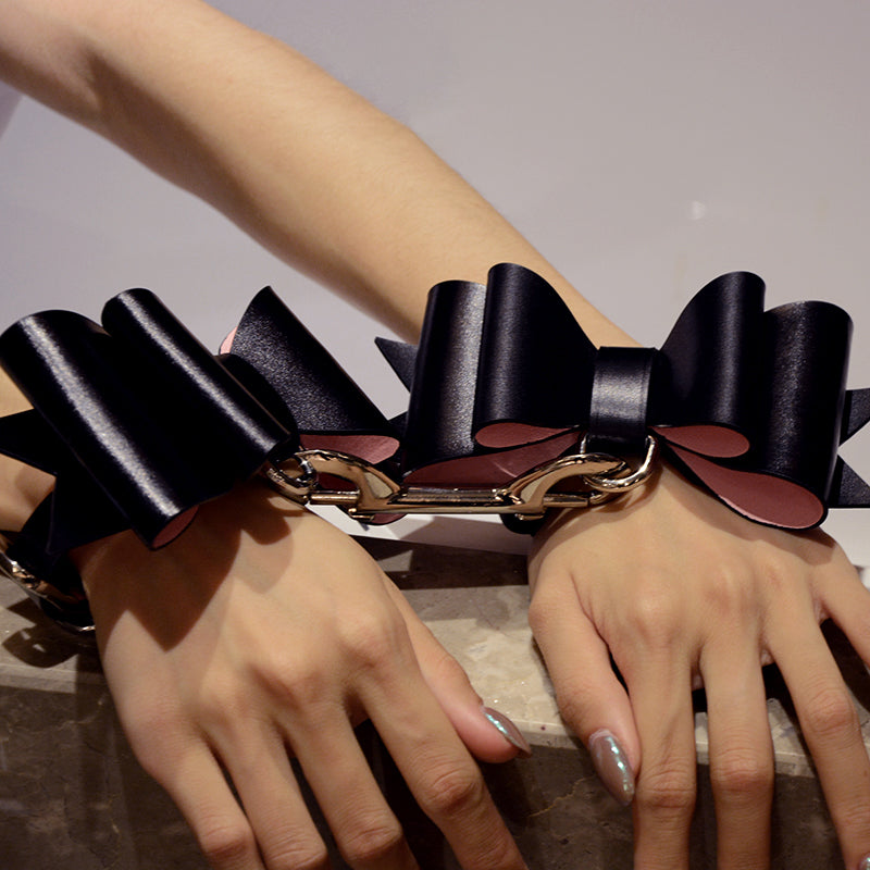 Miss Bowknot Collar Handcuffs Sexy Suit