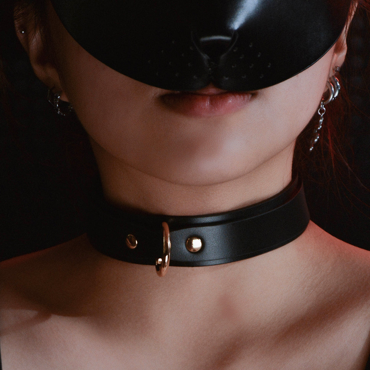 Wing Collar