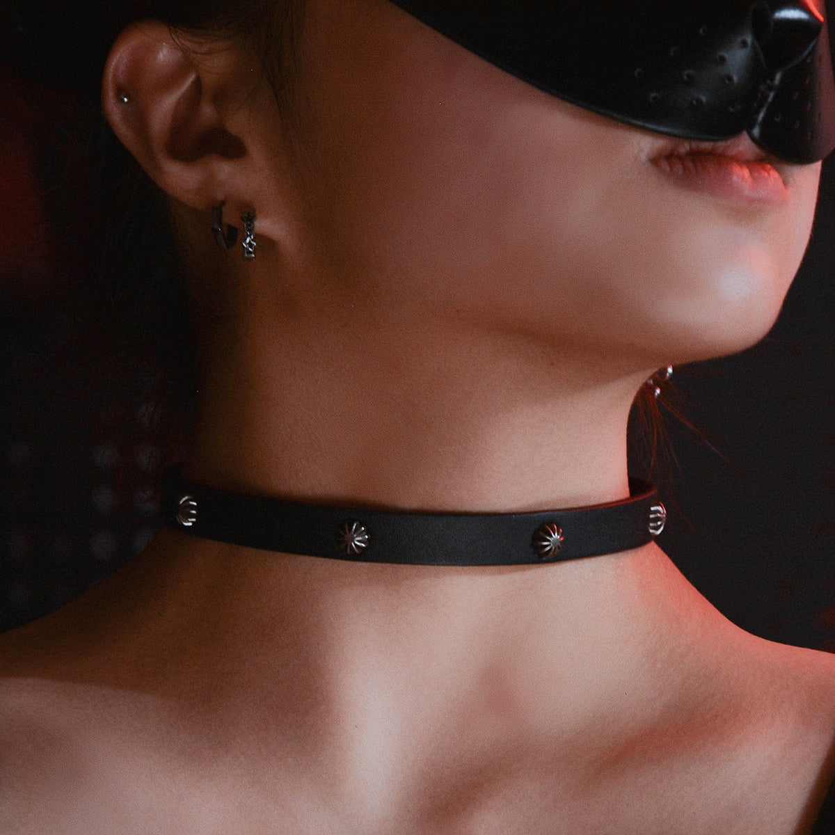 Studded Petite Leather Collar
